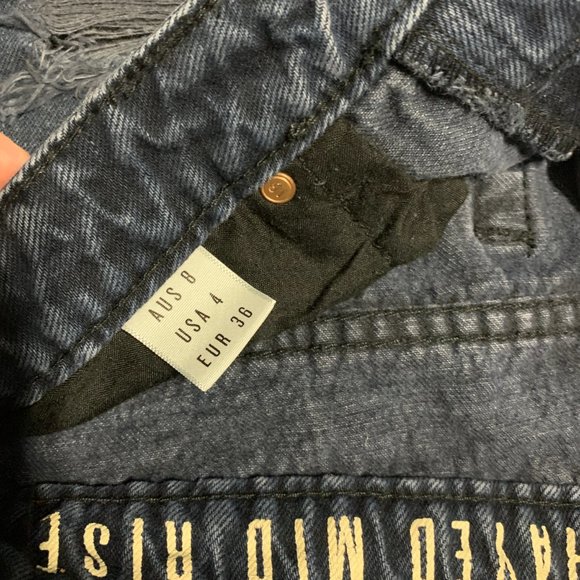 COTTON ON Frayed Mid-Rise Shorts US 4 - Picture 4 of 4